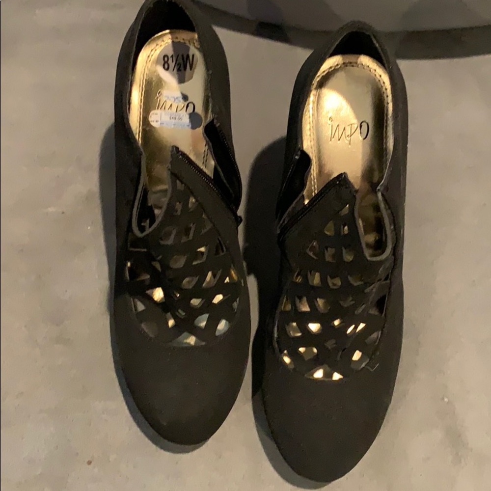 Black, very high heeled